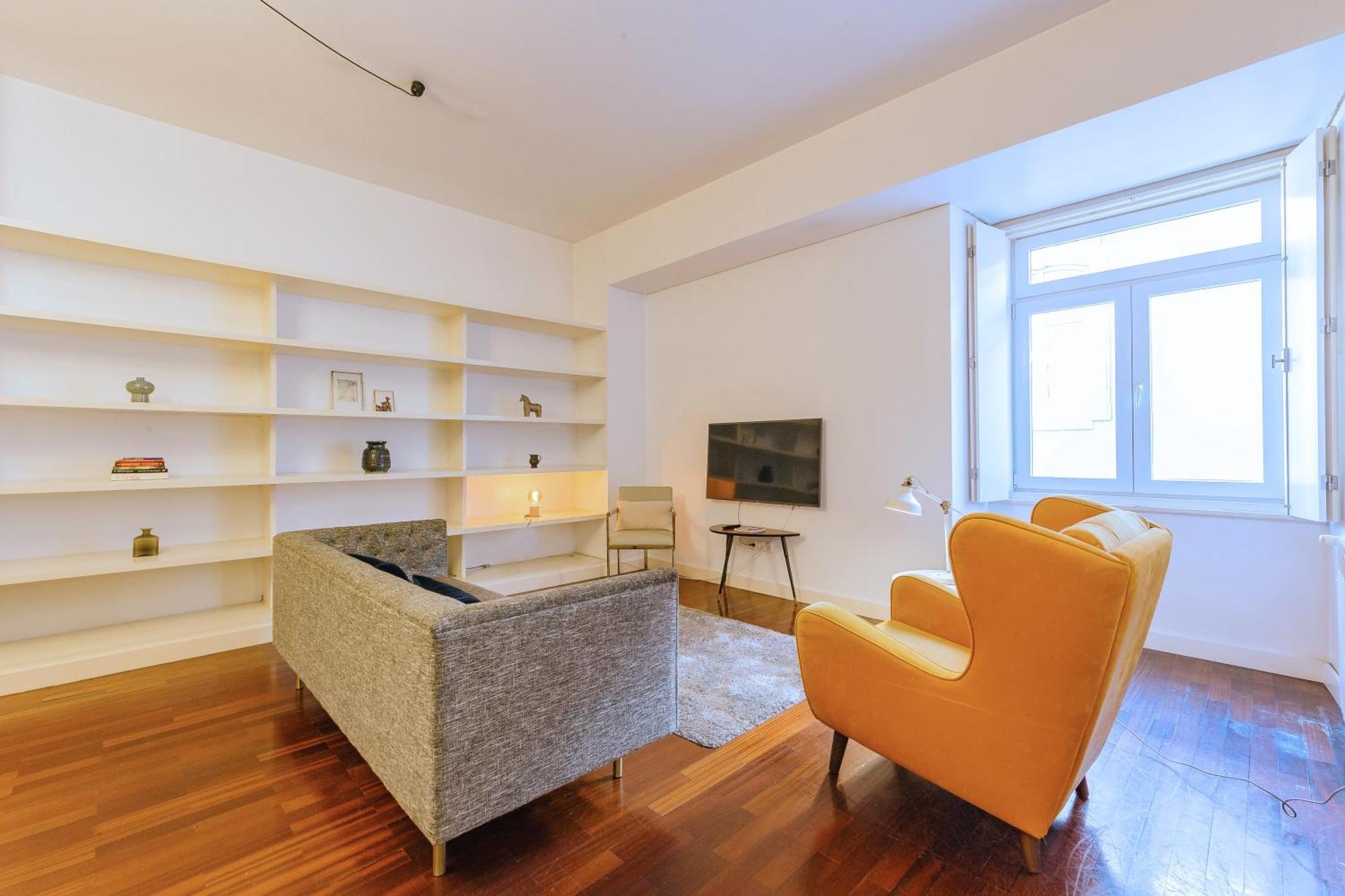 Apartment Chiado 2 Bedroom Elegant Lisbon