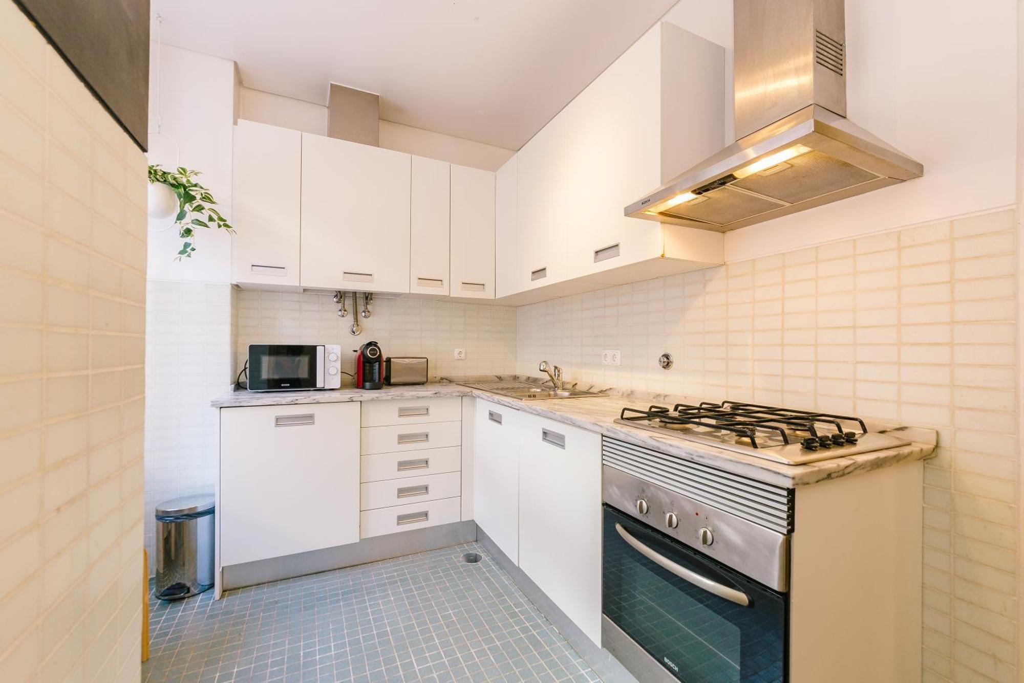 Chiado 2 Bedroom Elegant Apartment