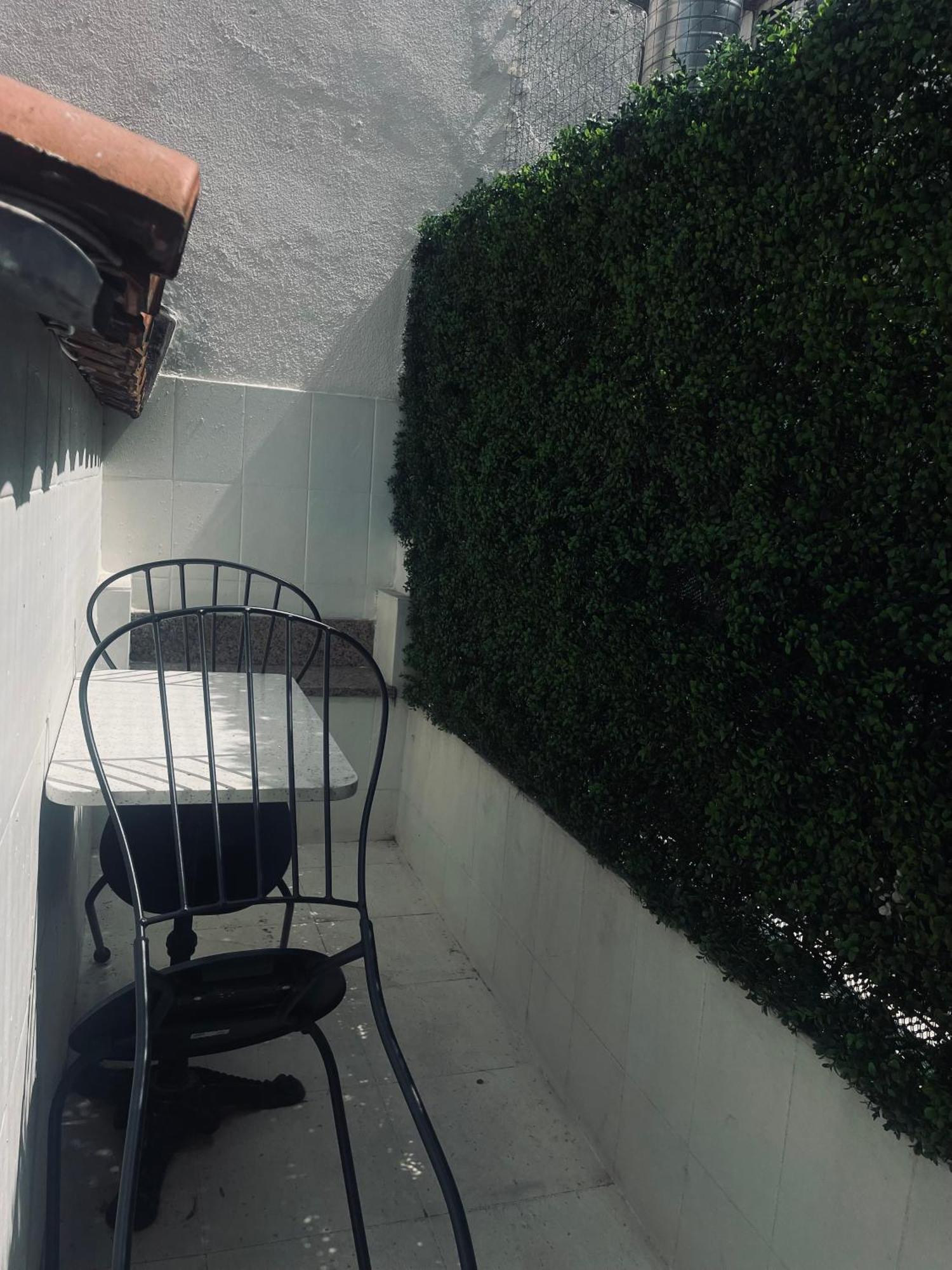 Local House Guest house *