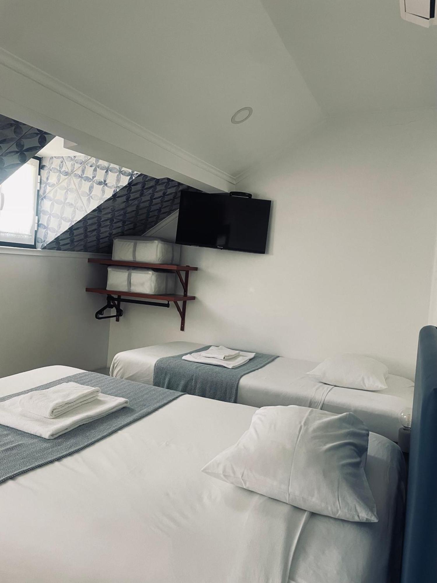 Local House Guest house Lisbon