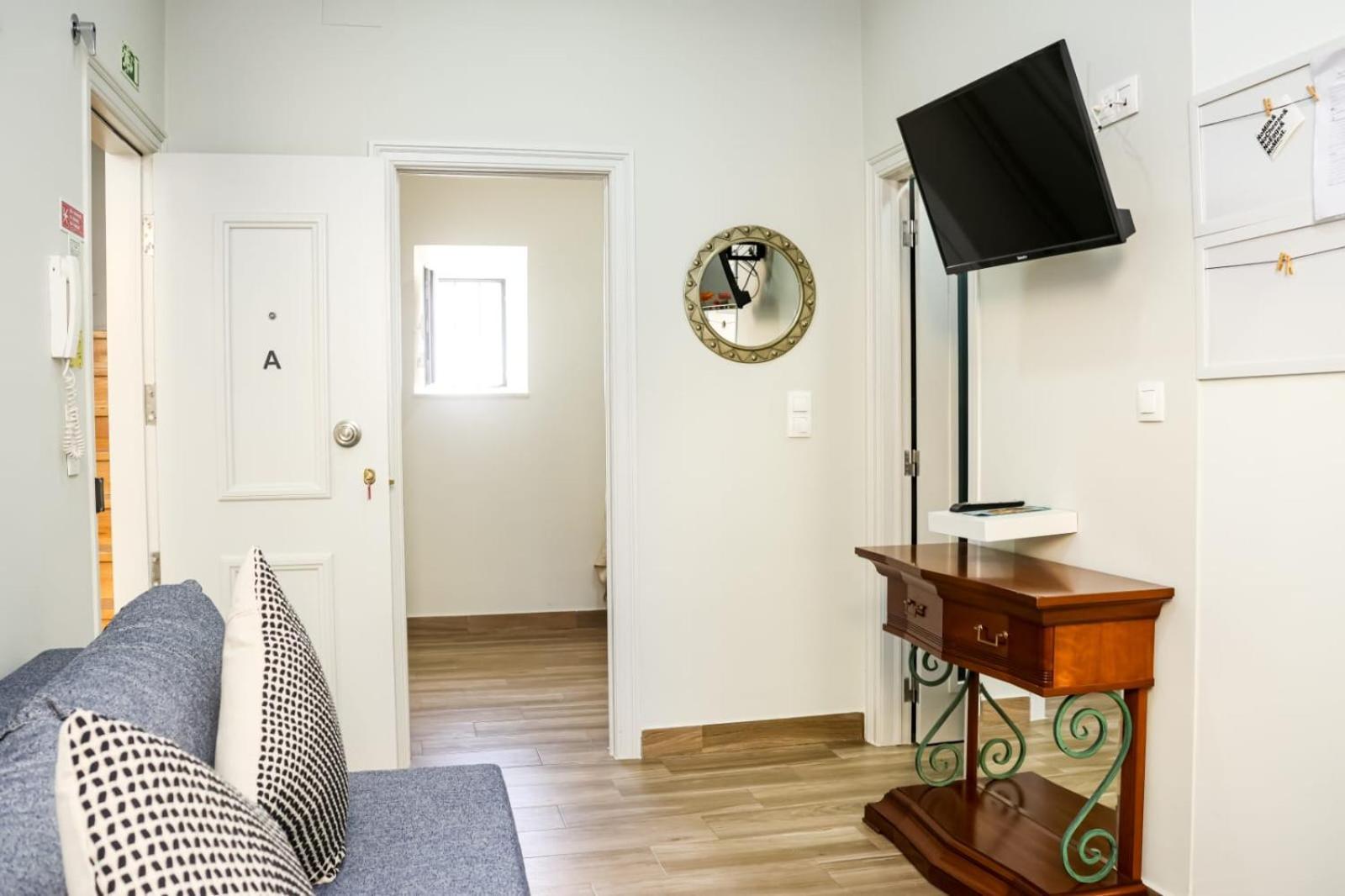 Apartment Residencia Queiros - T1 Lisbon