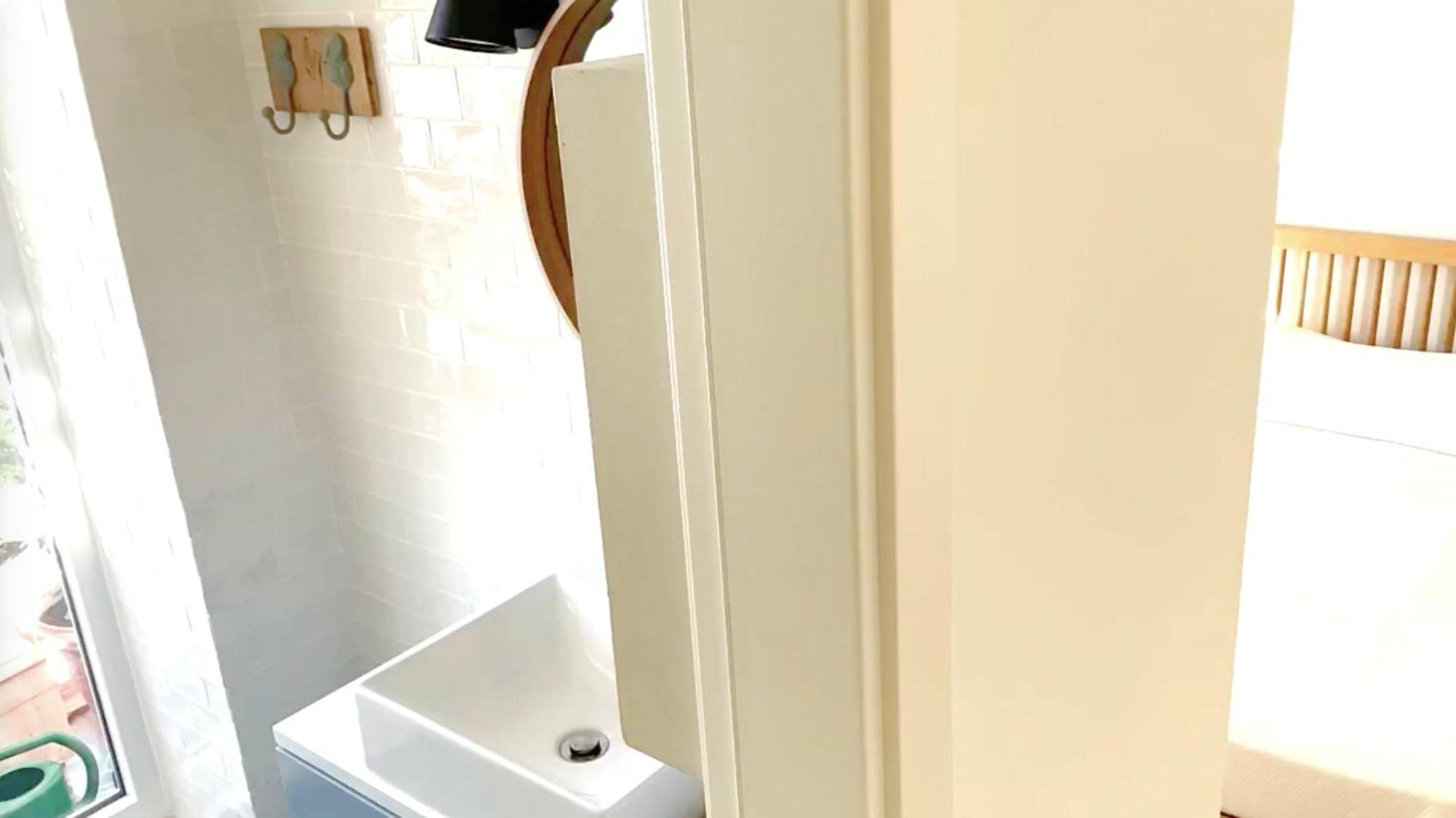 Avec Salle De Bain Privee Et Balcon Vegetal A Lisbonne Amoreiras Bed & Breakfast Lisbon