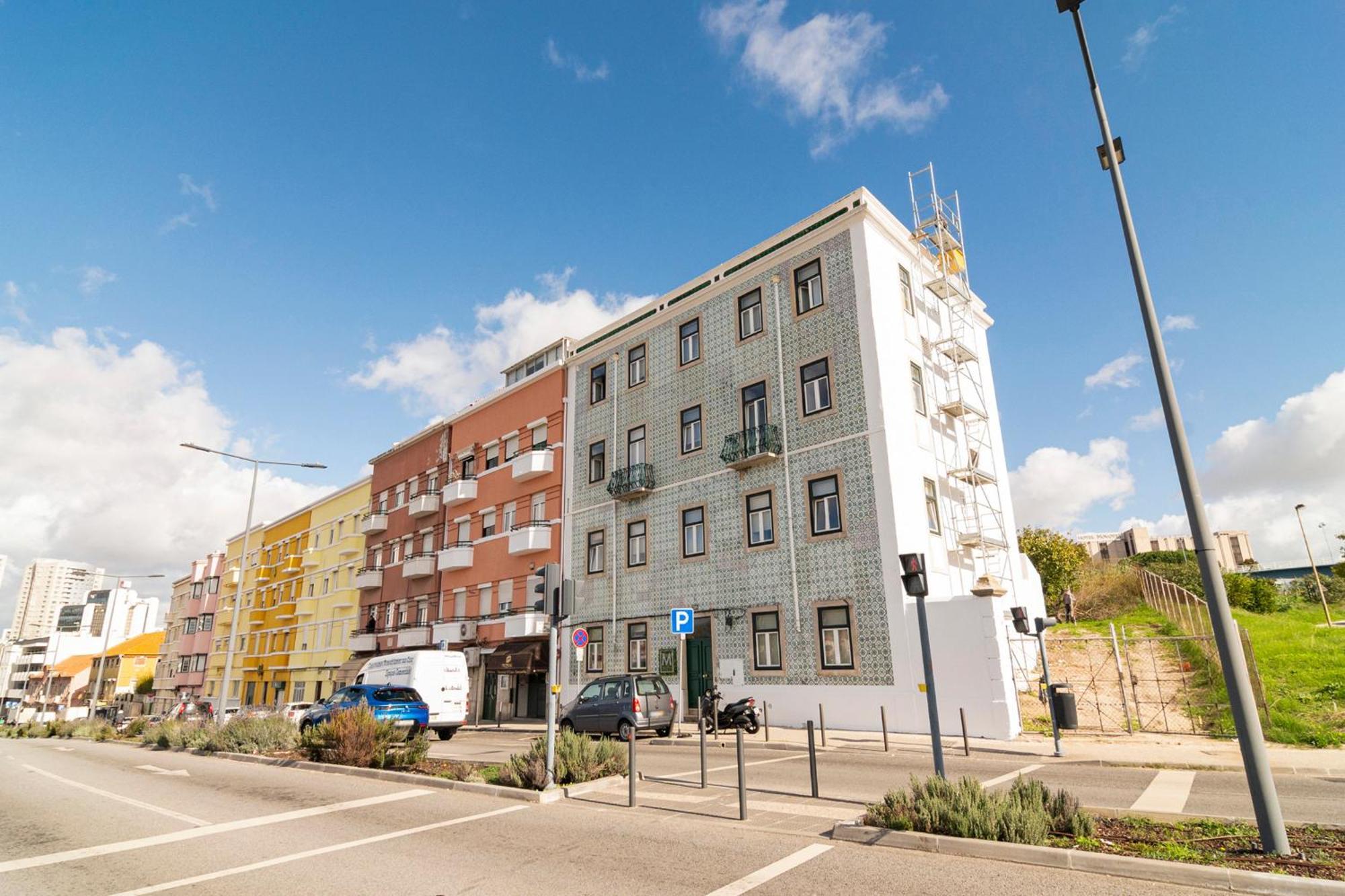 Metropolitan Living - Campolide Apartment *