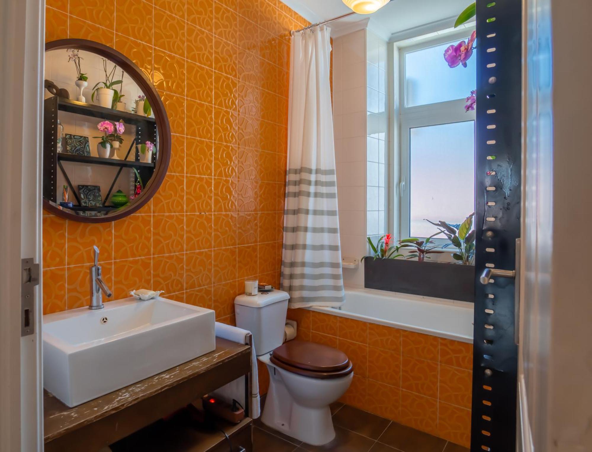 Life In Colour & Art - Charming 3bed * Lisbon