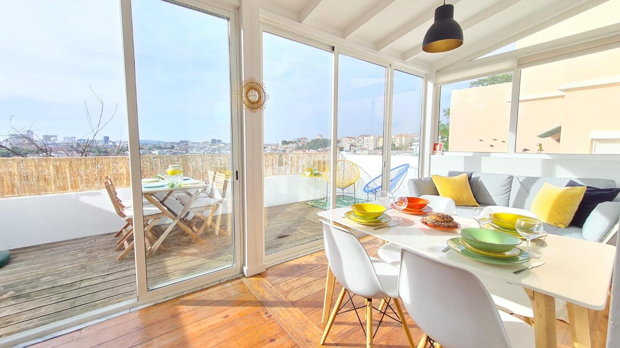 Happy - With A View, Private Terrace & Ac *