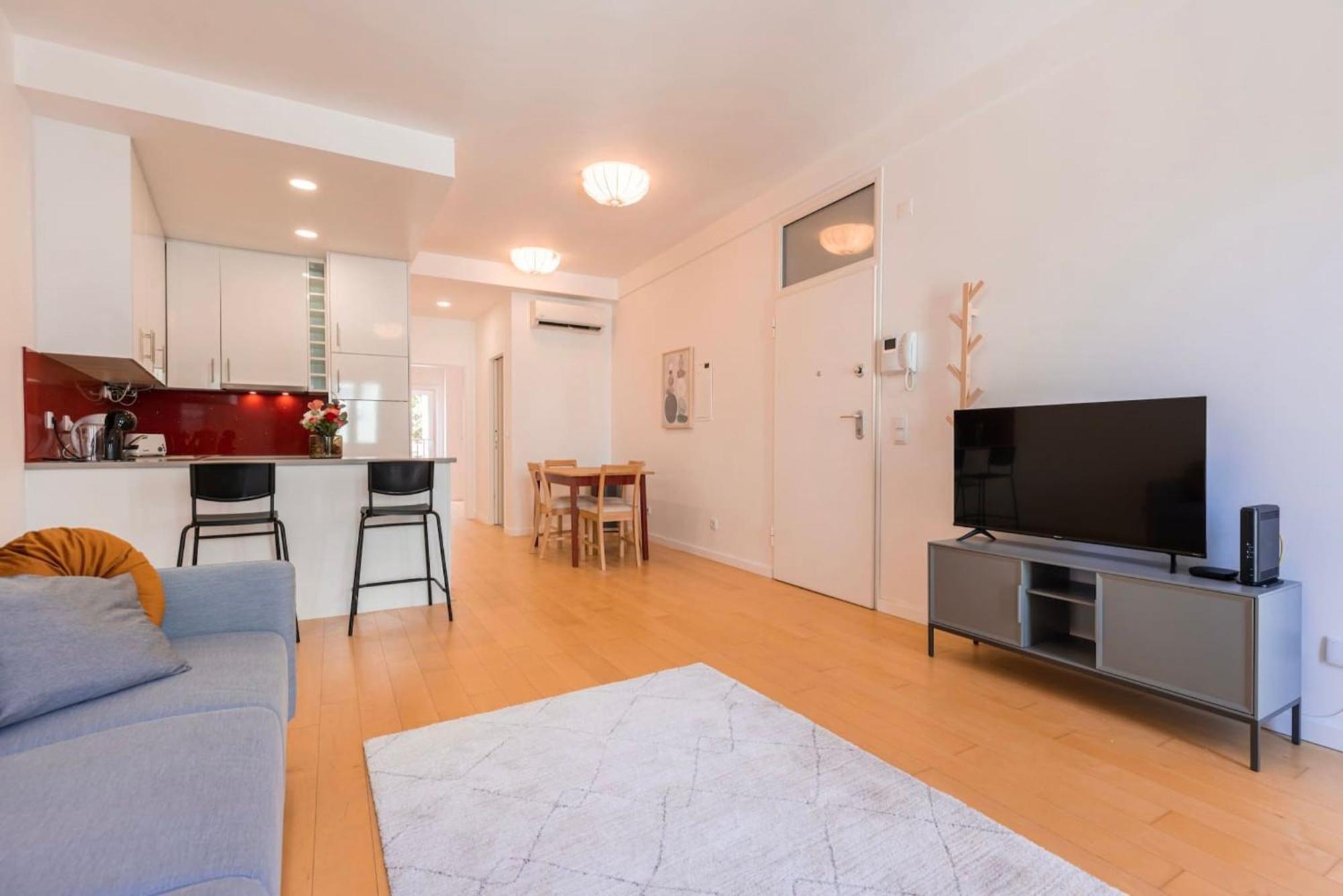 Trv Da Gloria 14 Ii Apartment