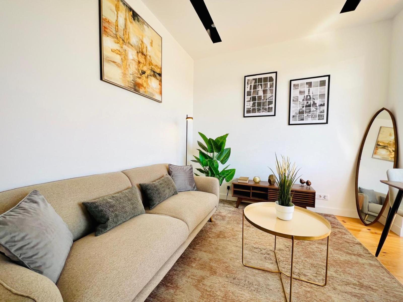 Morais A Stylish Flat For A Memorable Apartment *