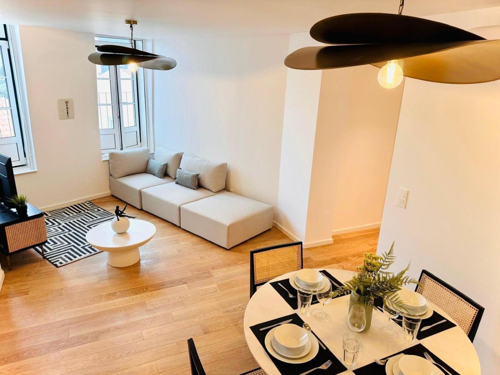 Pink House Beautiful 2 Bedroom Flat In Center *