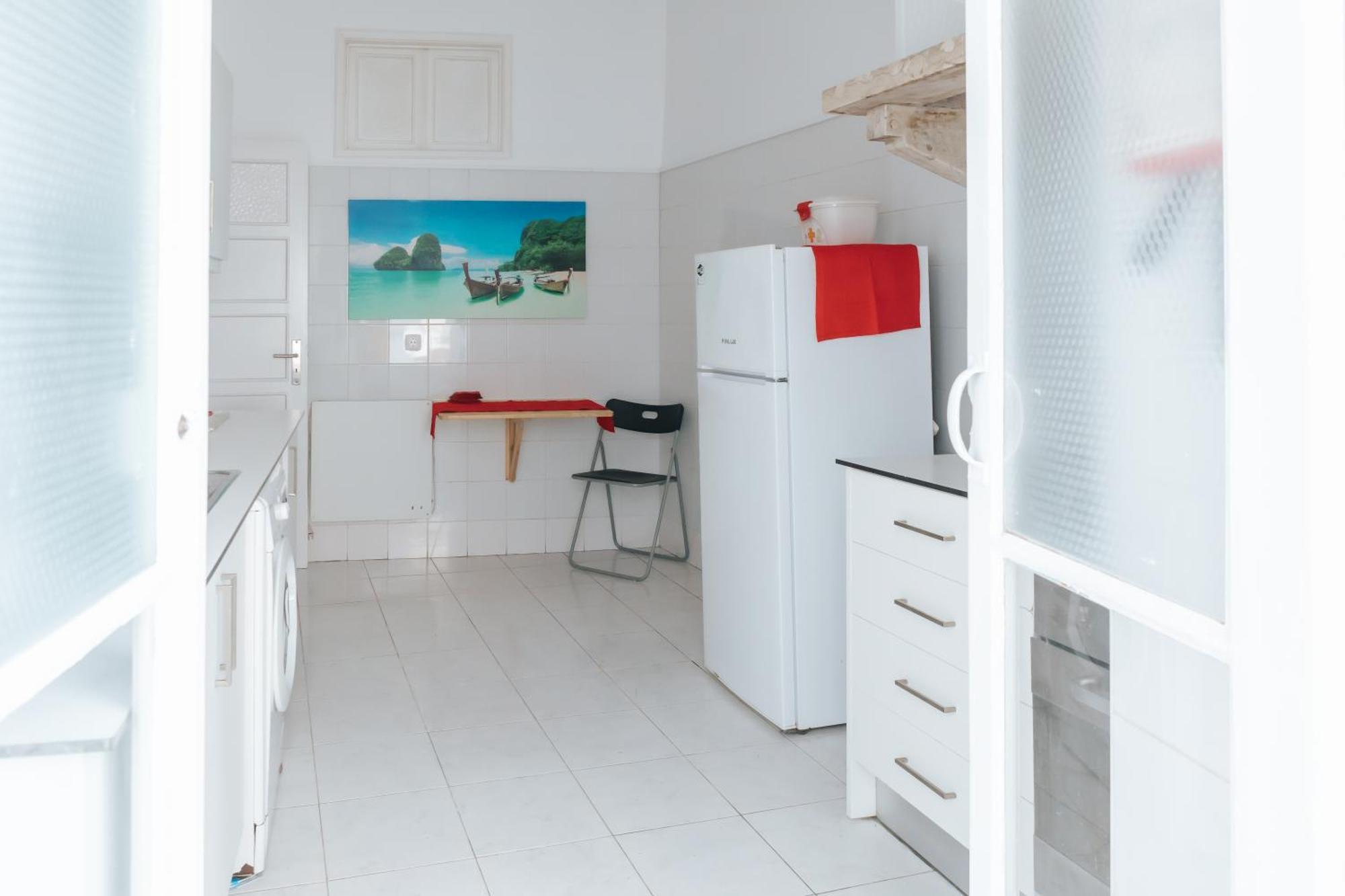 Aquilla Family 301 Homestay Lisbon