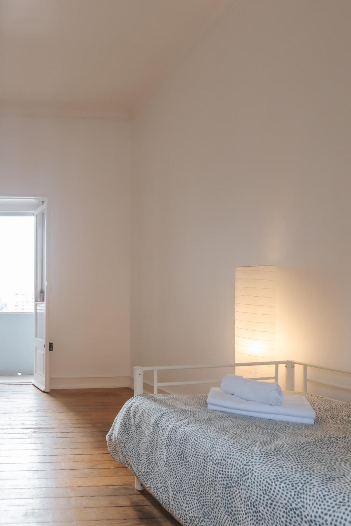 Homestay Aquilla Family 307 Lisbon