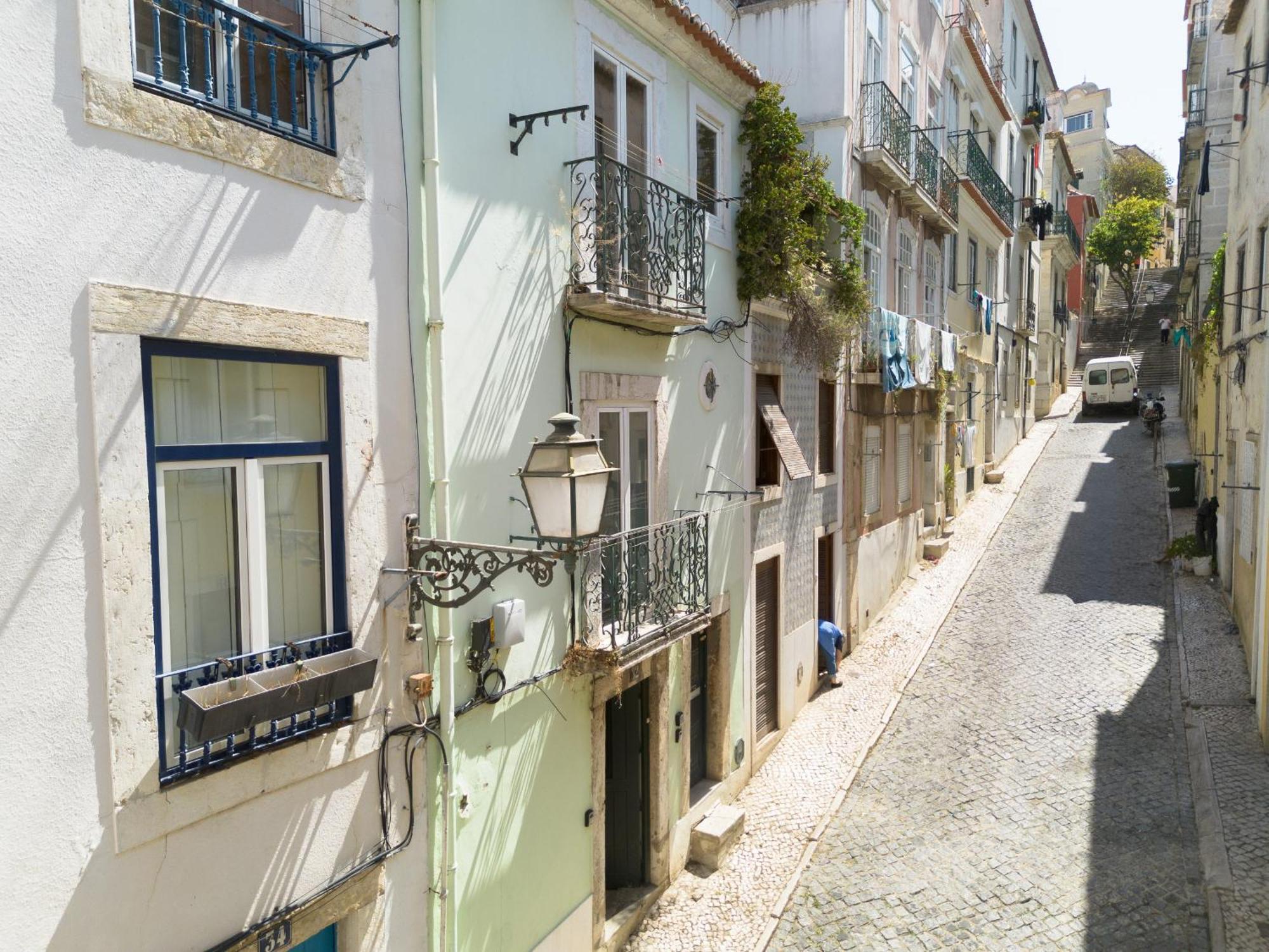 Retreat * Lisbon