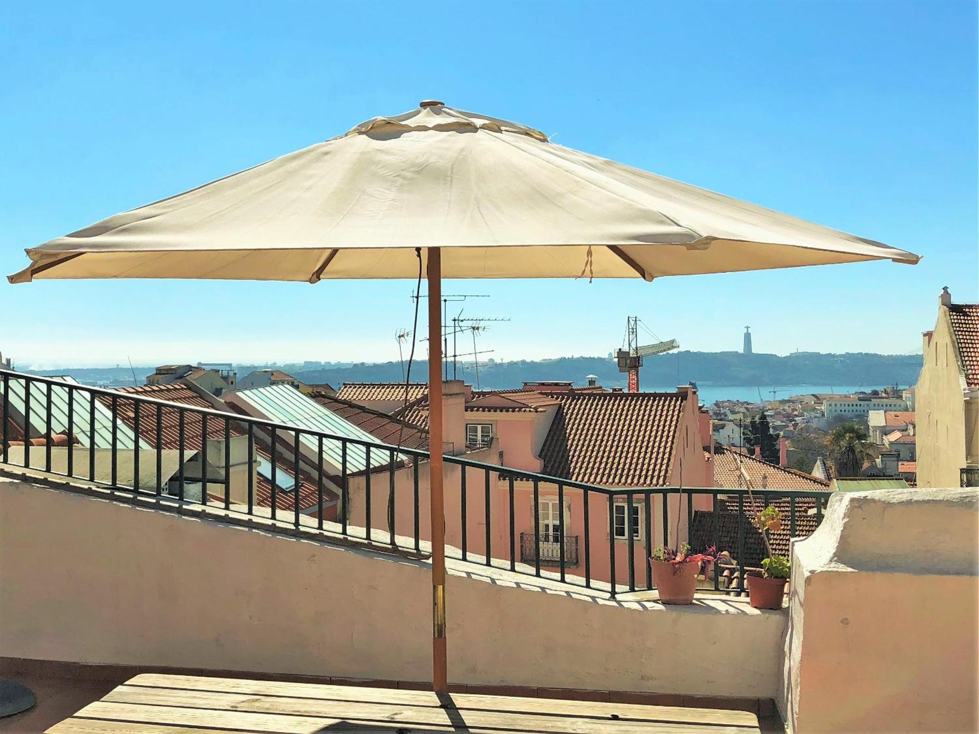 Sm3 Now With New Ac Rootop Terrace Bright And Cozy Pr Real Br Alto Apartment *