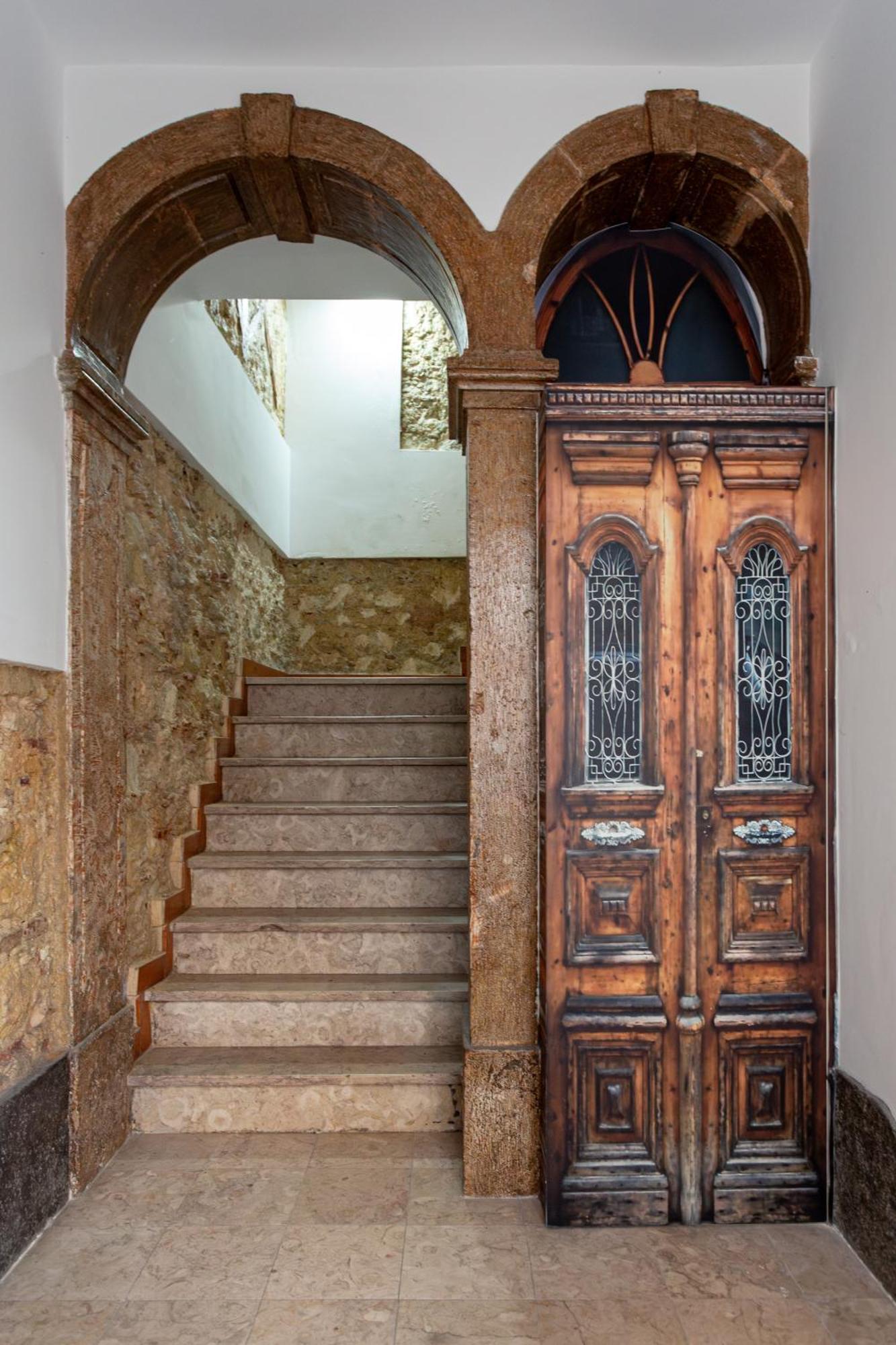 Apartment Joivy Inviting Flat Next To Carmo Convent Lisbon