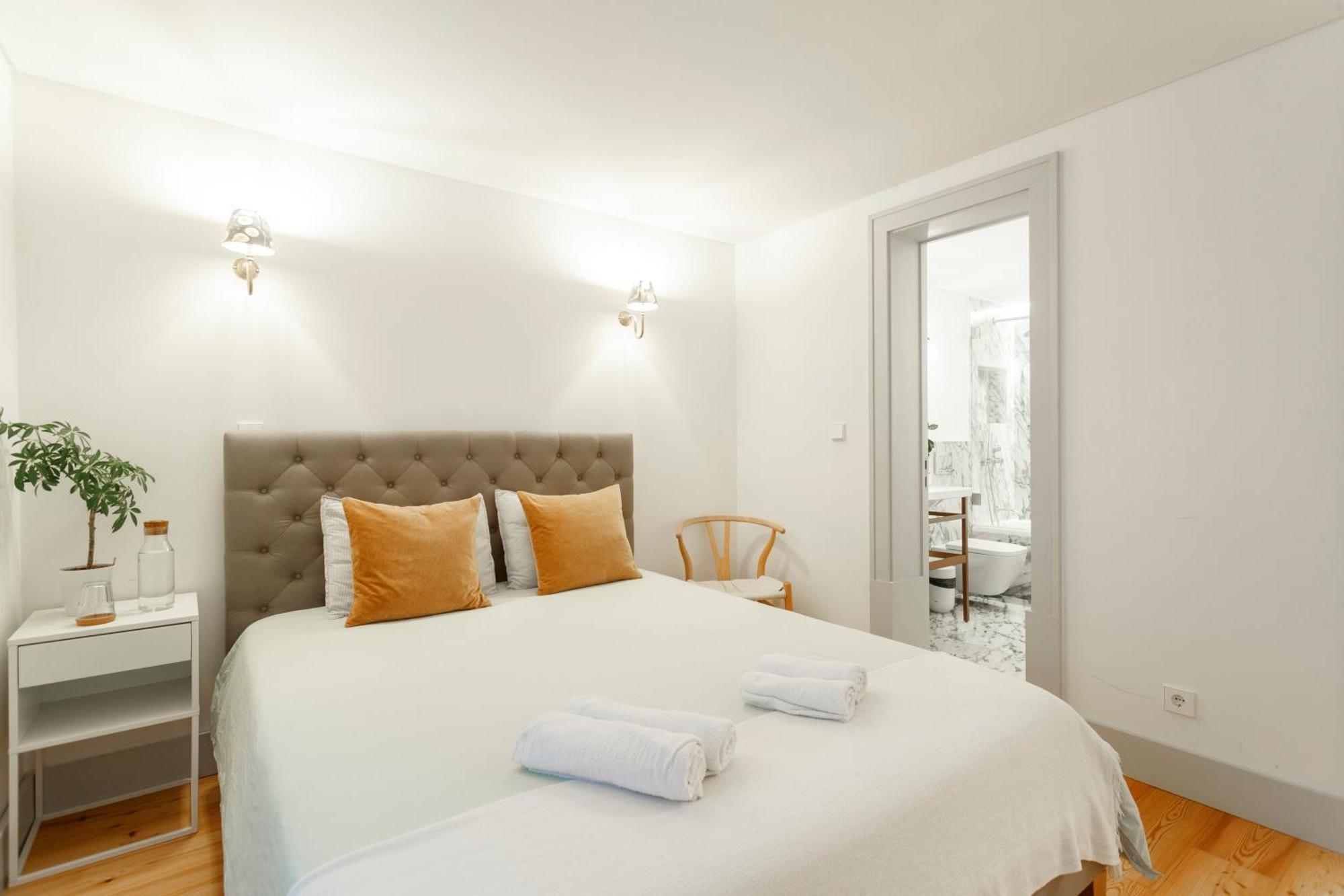With Balcony On Rua Aurea In The Historic Center Of Baixa De Apartment *