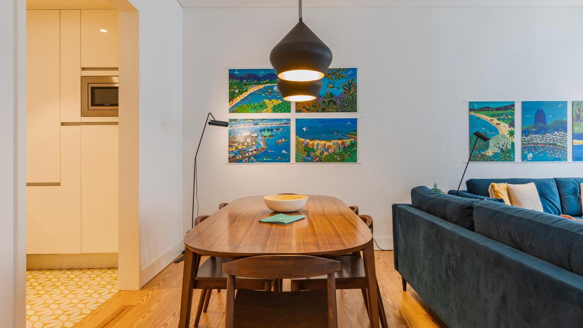 Apartment Downtown By The River By Lovelystay *