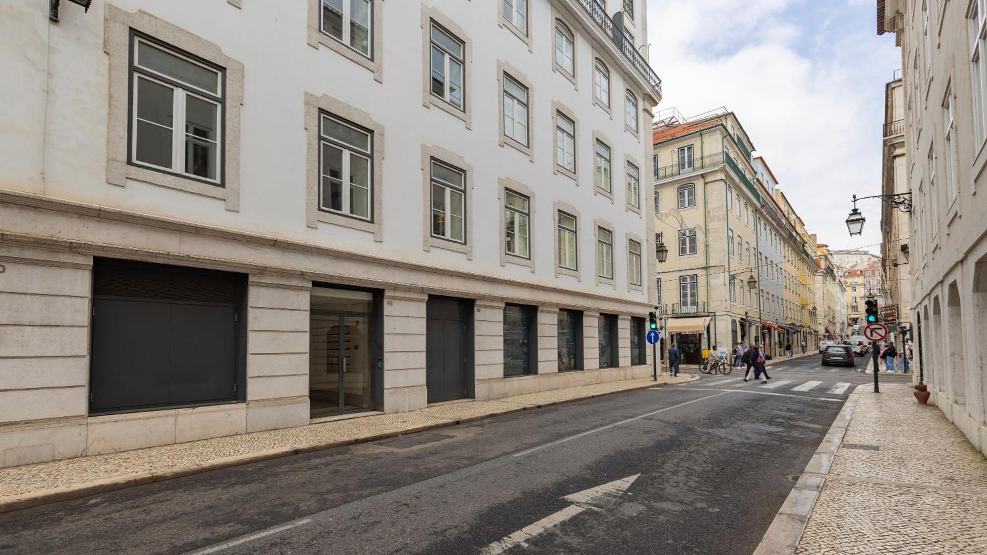 Apartment Downtown Sleek By Lovelystay Lisbon
