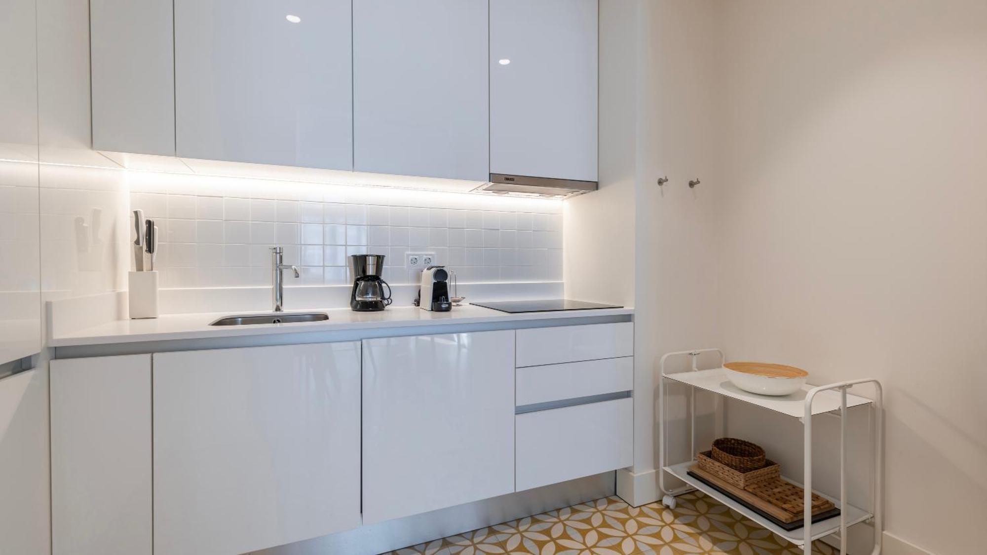 Apartment Downtown Sleek By Lovelystay Lisbon