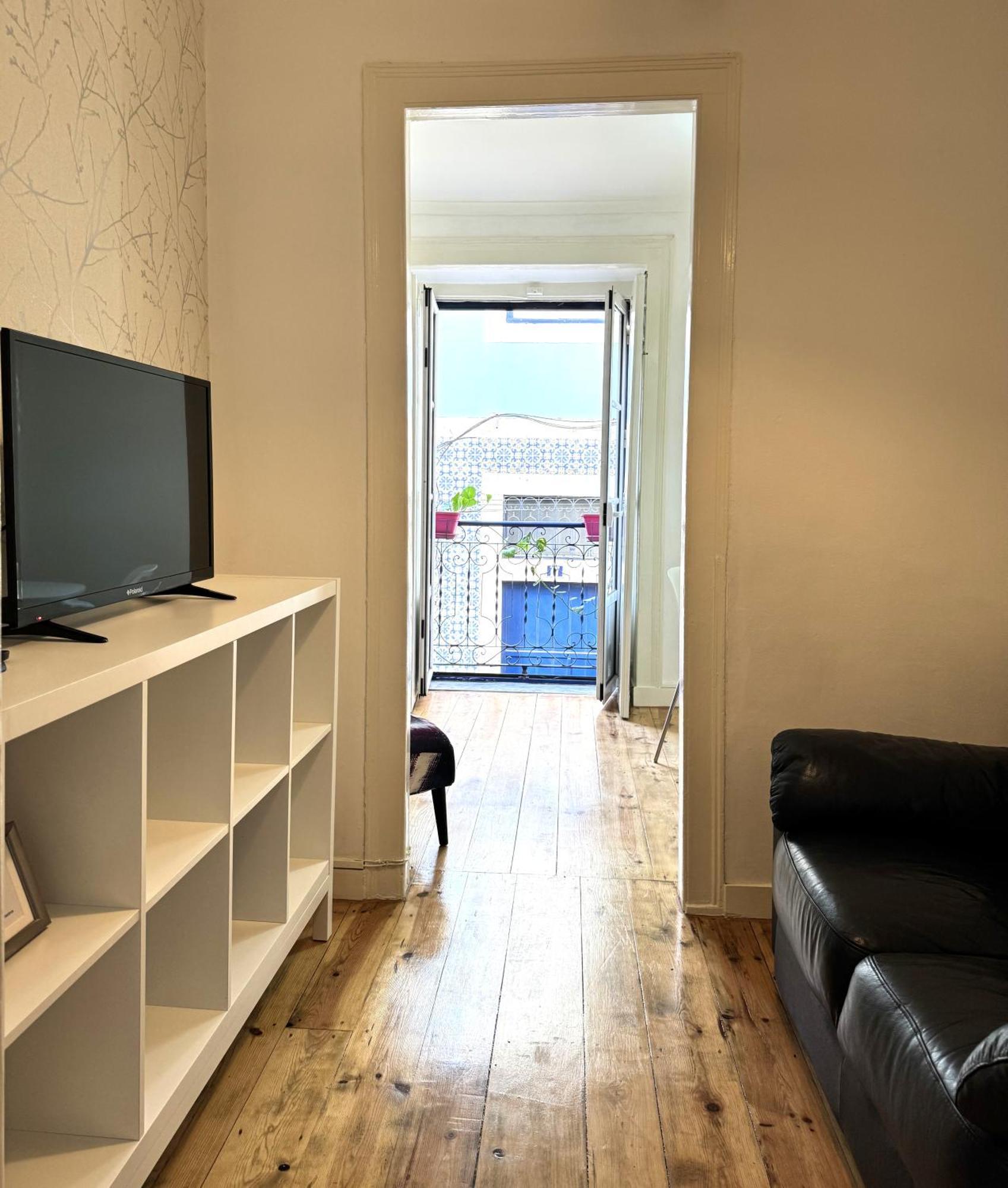 Casa De Baixo Apartment *