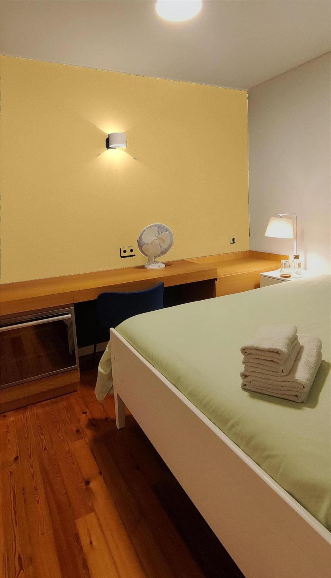 Shared In Bairro Alto - Chiado Homestay Lisbon