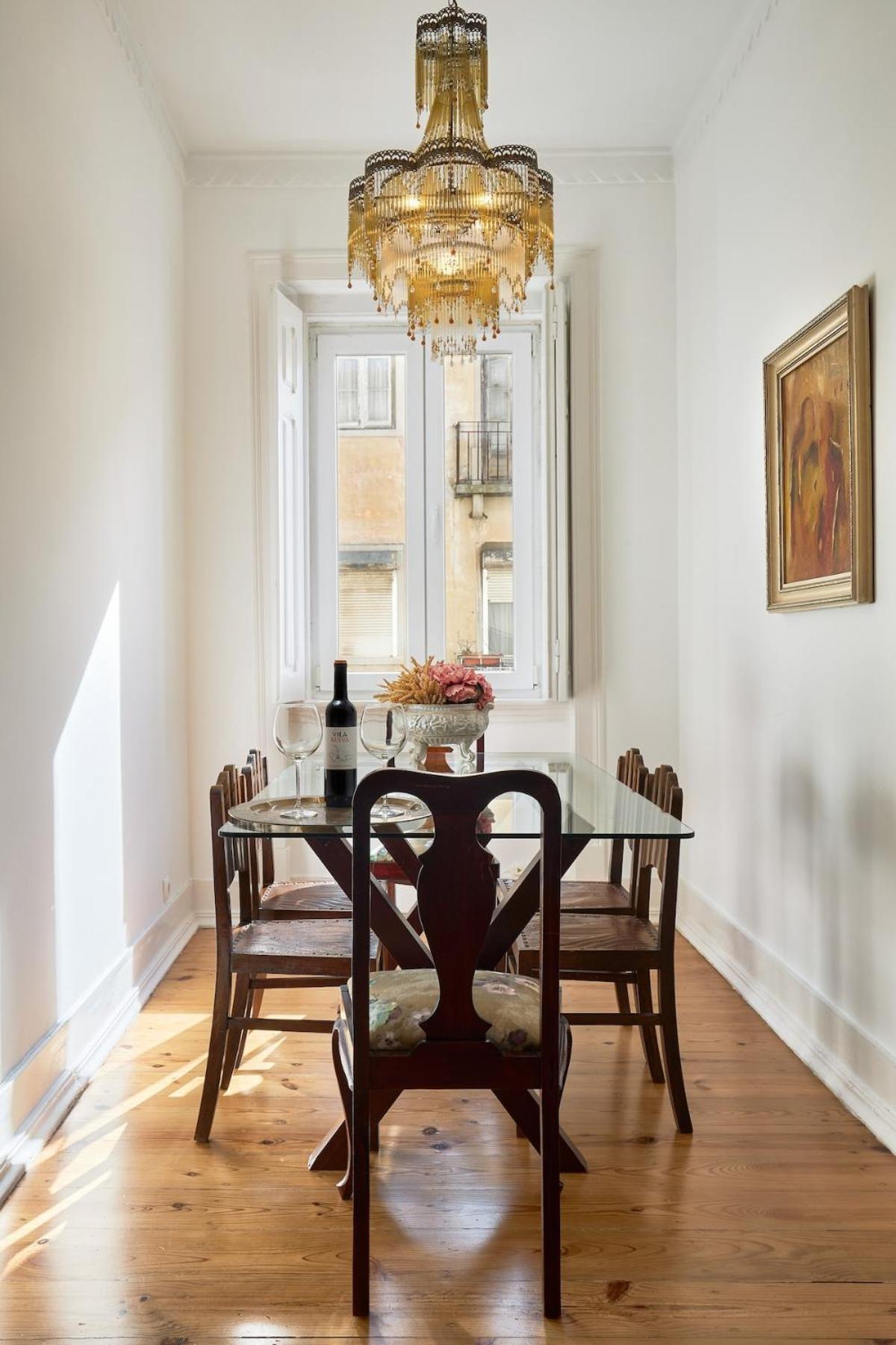 Apartment & Spacious 3bd In