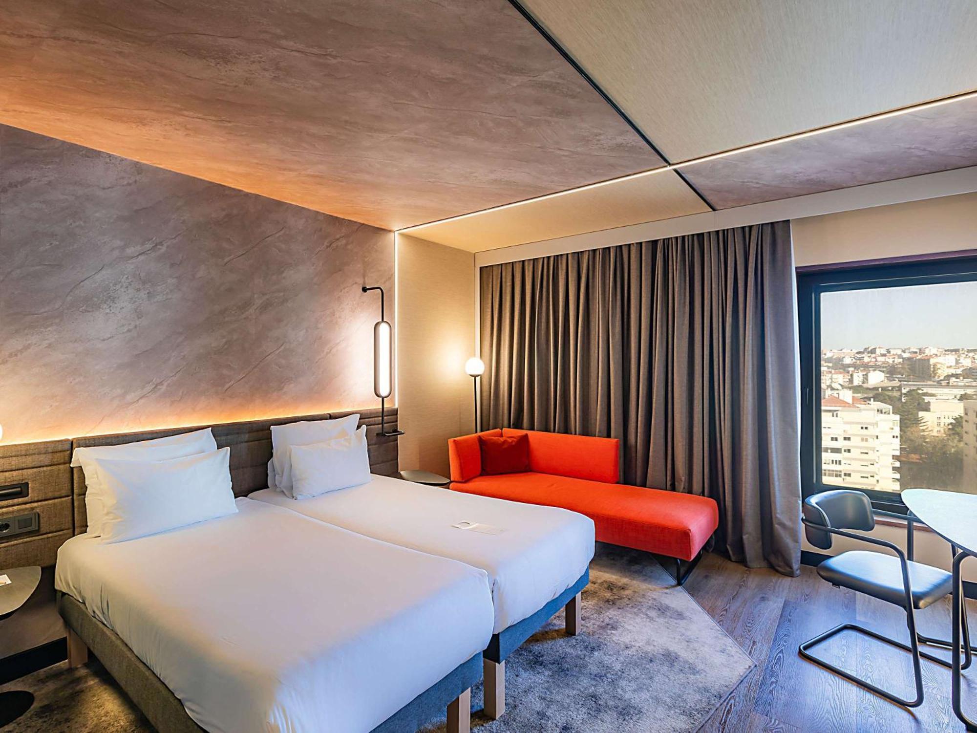 Novotel