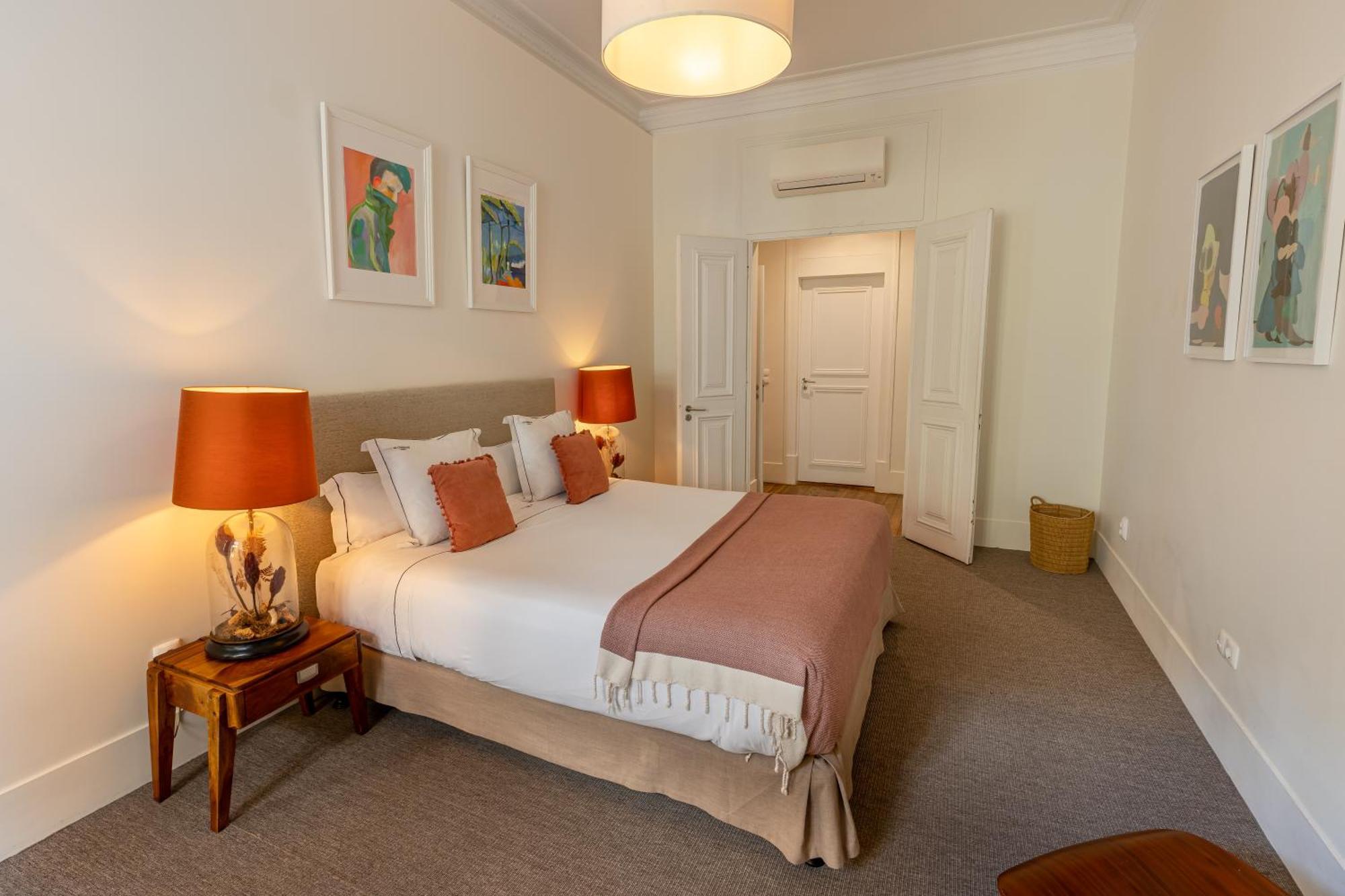 Le Consulat Hotel 4*