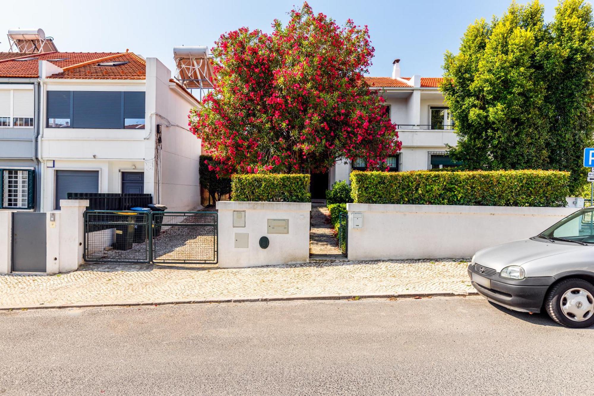 Casa Da Laurentina - Charm & Garden Holiday home Lisbon