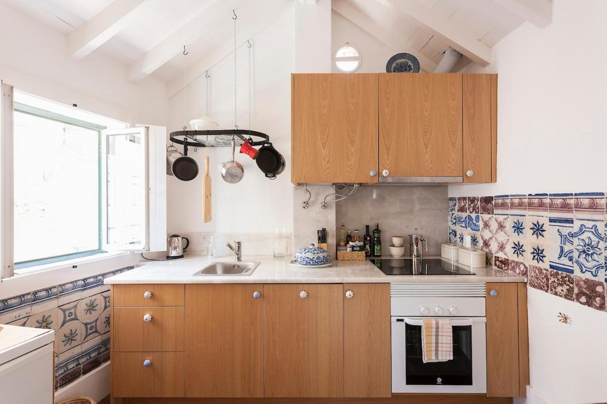Principe Real Swoonworthy, Pristine, 1br * Lisbon