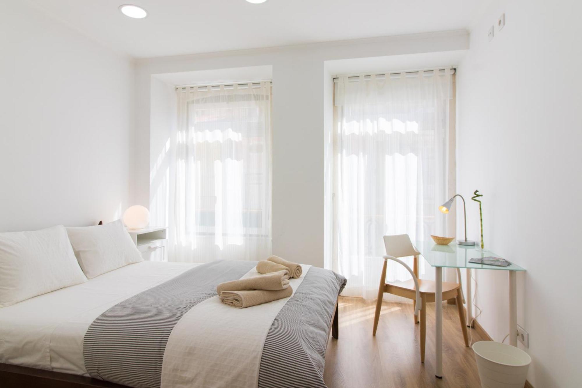 In Historic Neighbourhood, Walk Everywhere! Apartment *
