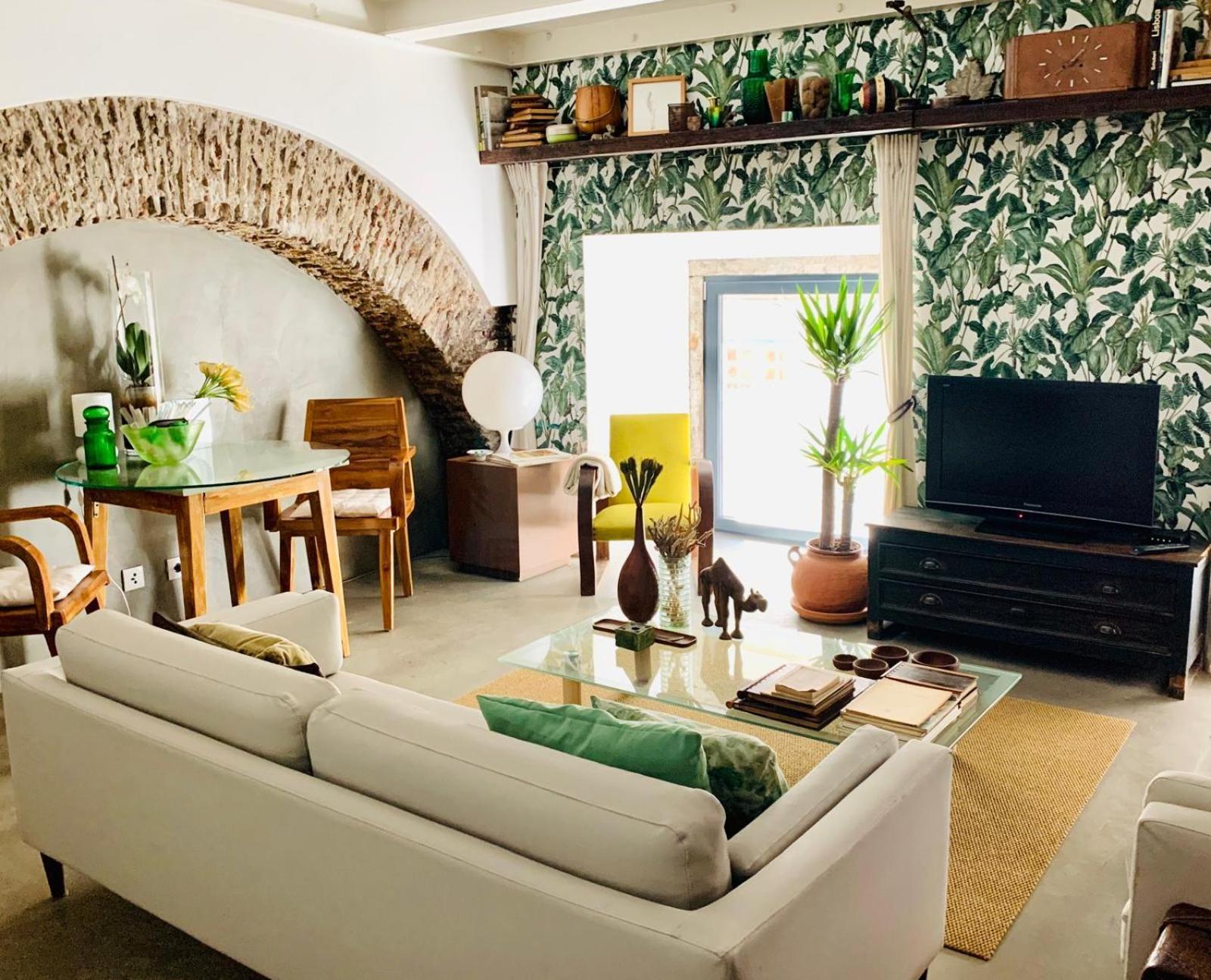Old Stables Chiado - 2 Bedroom In The Heart Of Apartment *