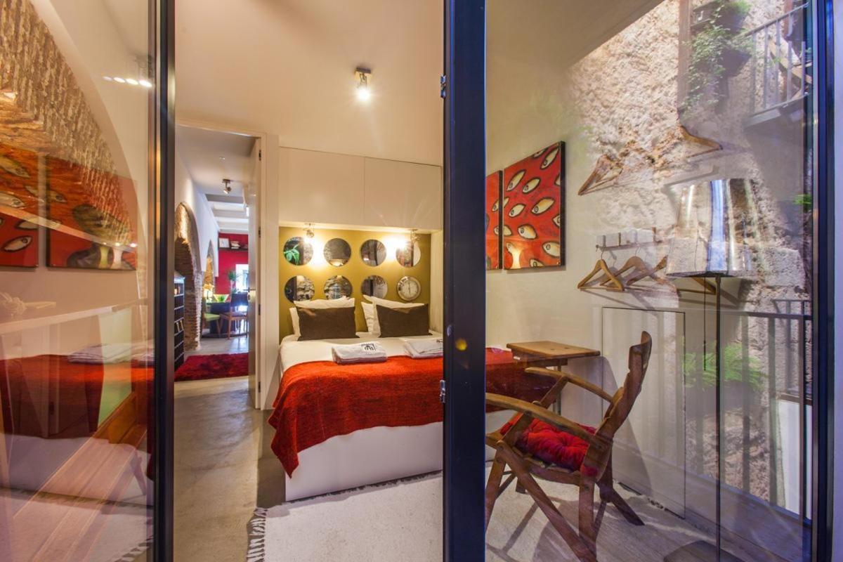 Old Stables Chiado - 2 Bedroom In The Heart Of * Lisbon