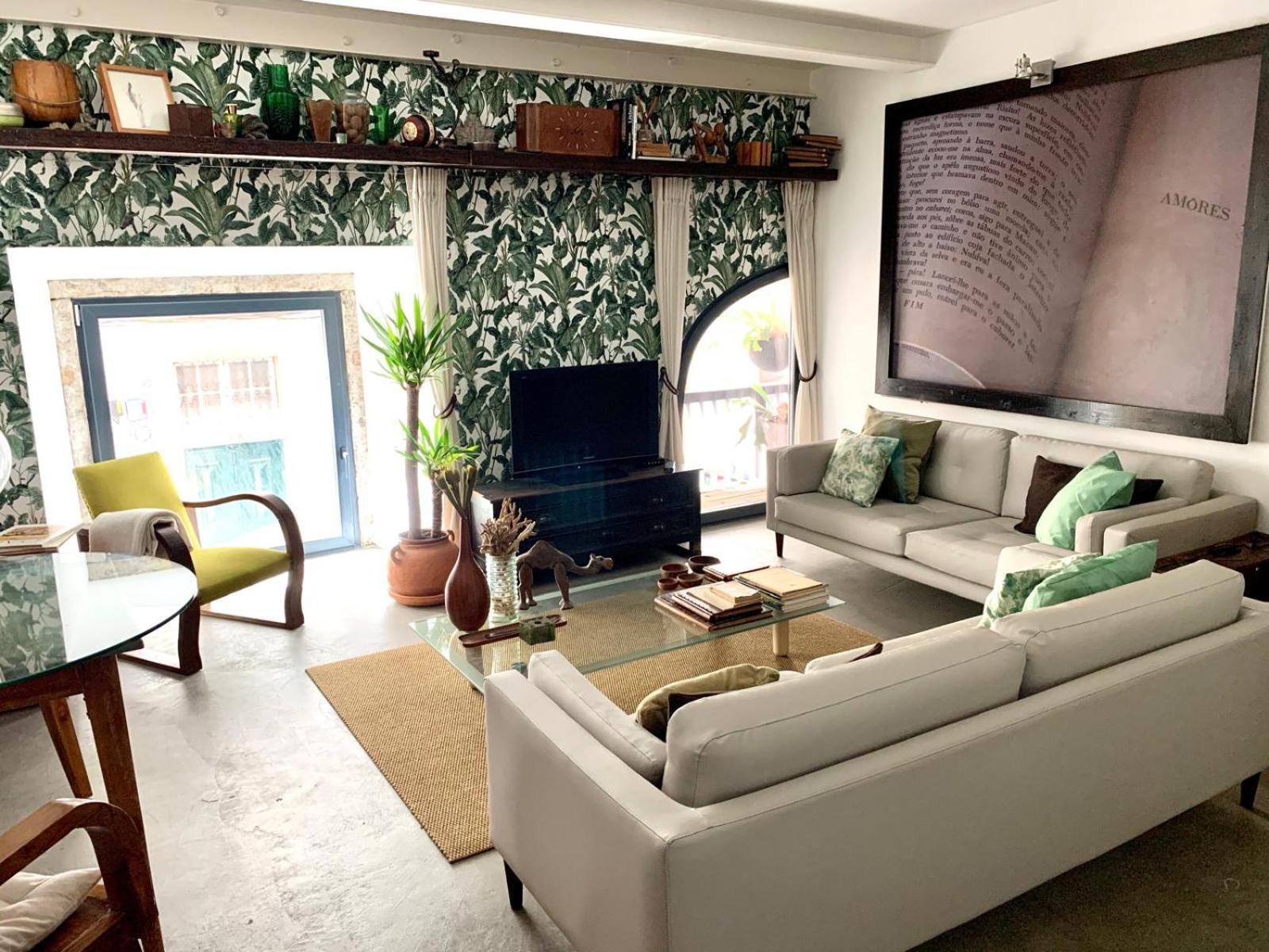 Apartment Old Stables Chiado - 2 Bedroom In The Heart Of
