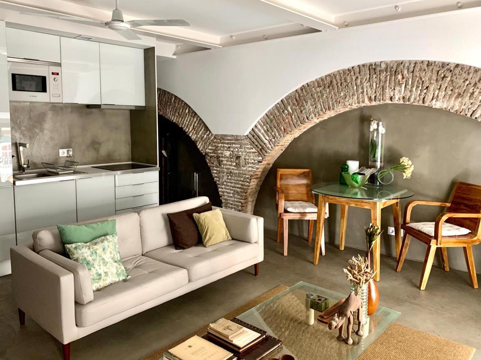 Old Stables Chiado - 2 Bedroom In The Heart Of Apartment Lisbon