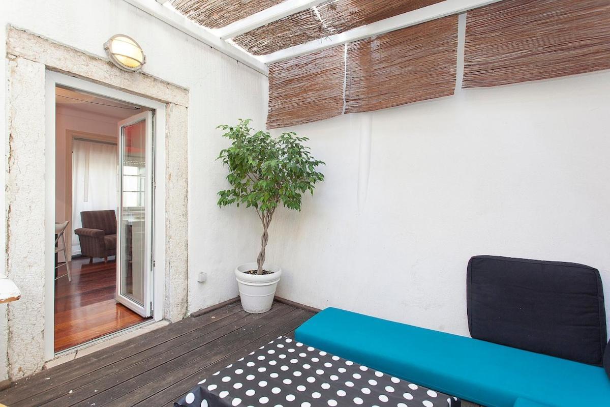 Apartment Terrace At Typical Bica And Chiado Lisbon