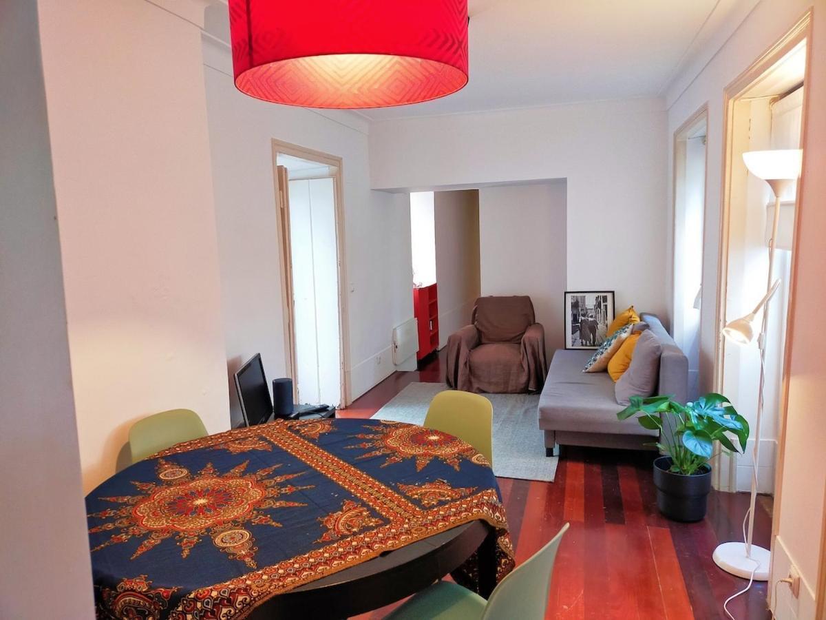 Terrace At Typical Bica And Chiado Apartment Lisbon