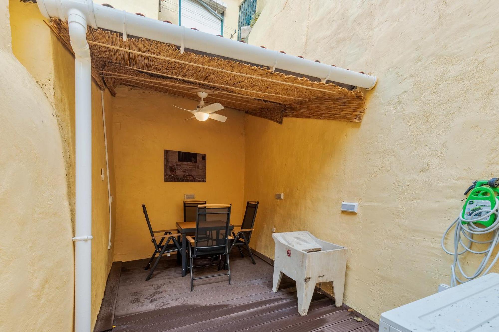Casa Adelina Abranches I * Lisbon