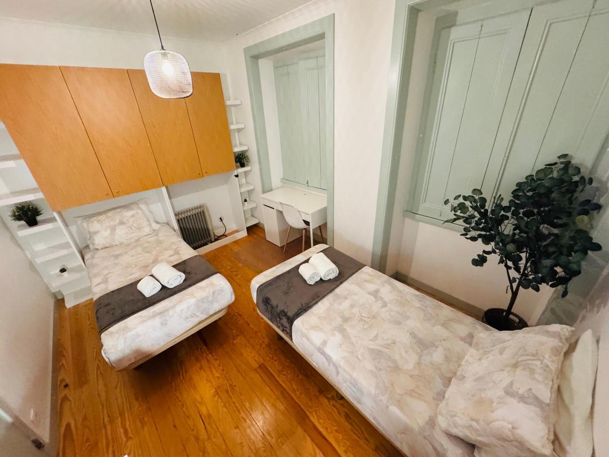 Arroios Hostel *