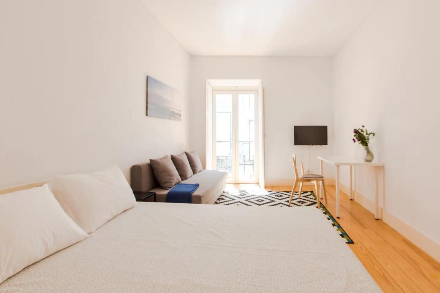 Apartment Place Of Tram 28 Lisbon