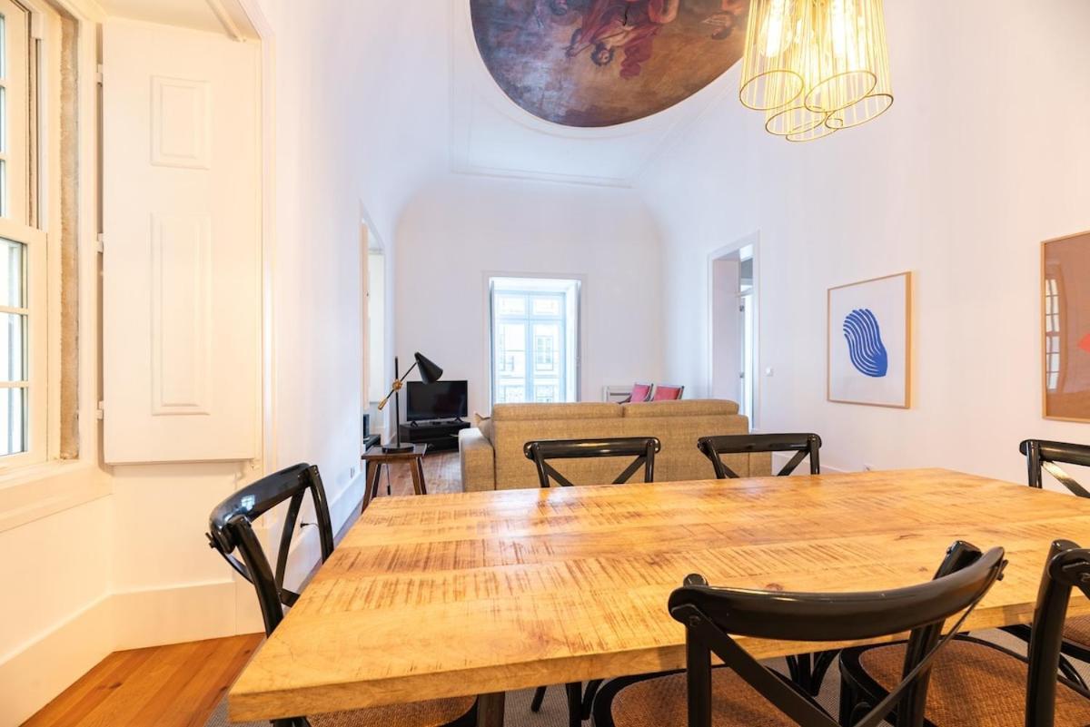 Apartment Bica Contemporary Historic 2 Bedroom *