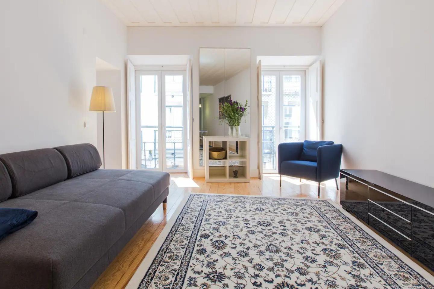 Apartment Place Of Tram 28 Lisbon