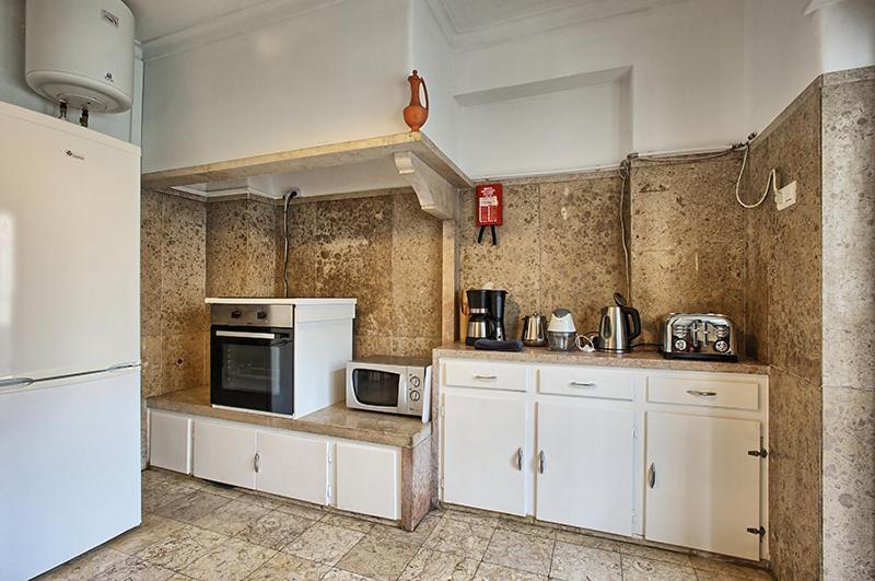 Apartment Apolonia 30 Guests Balconies Lisbon