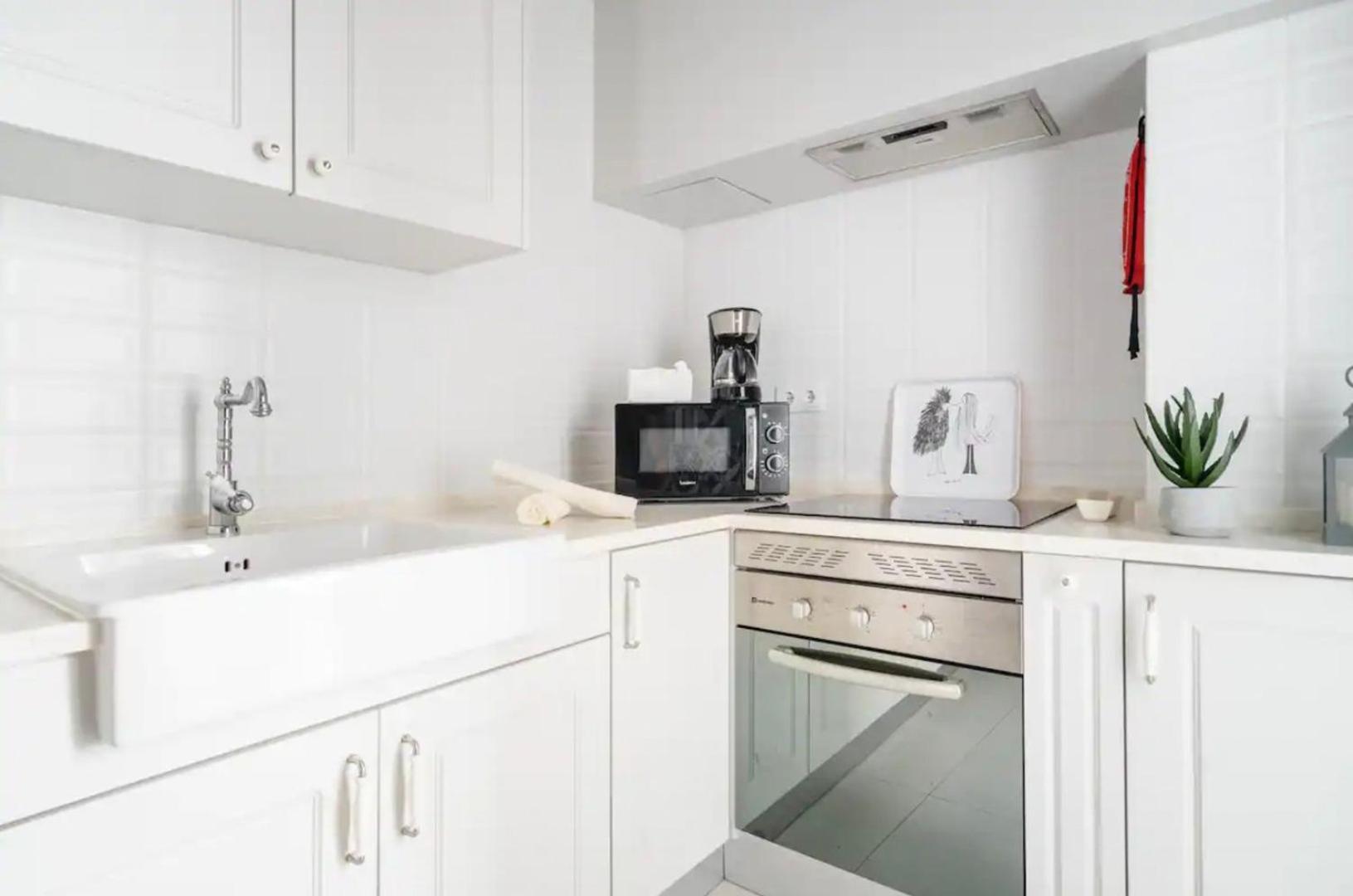 2br Terrace W Ac - Time Out Market | By Airnest * Lisbon