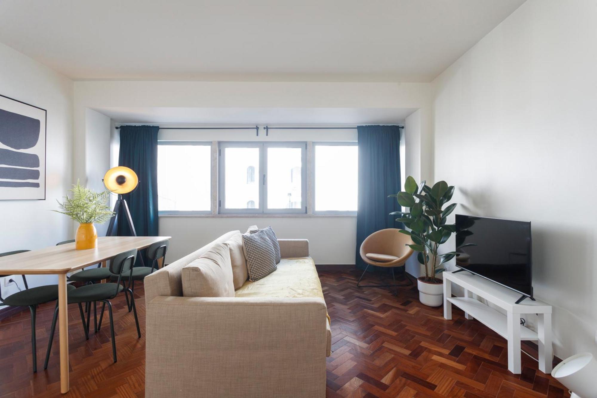 Apperol Escape - By Misha's Place 2a Apartment