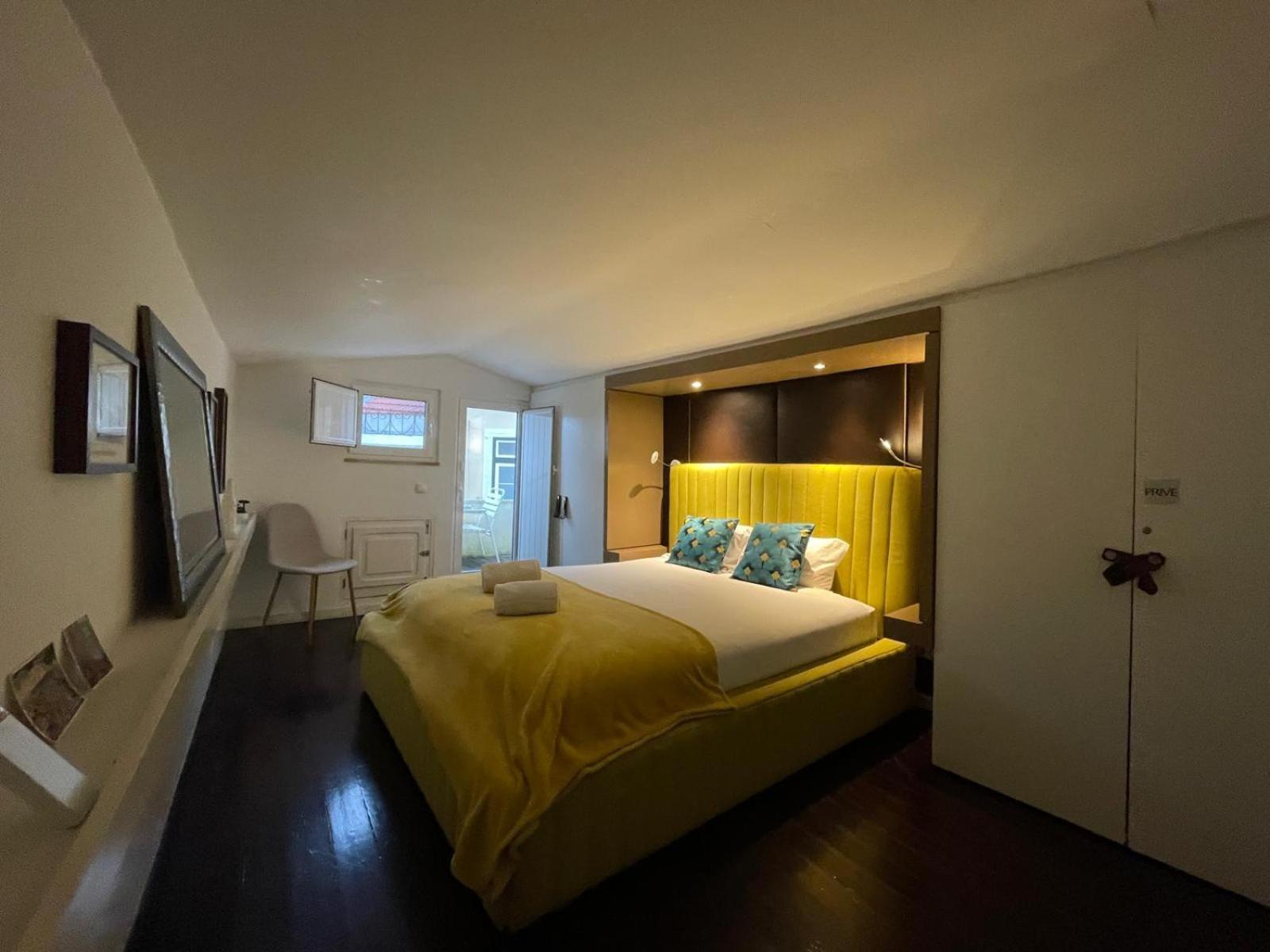 Apartment Fabulous T2 With Balcony In Rossio Lisbon