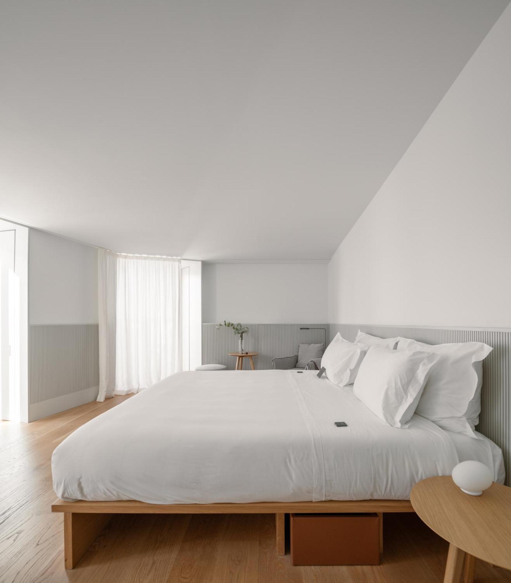 Montecarmo12 - Design Boutique 5* Lisbon