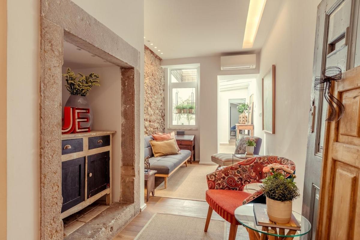 Skylight - Estrela Apartment *