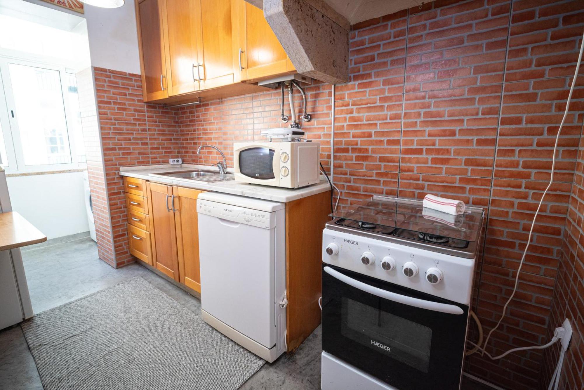 Alameda House Apartment *