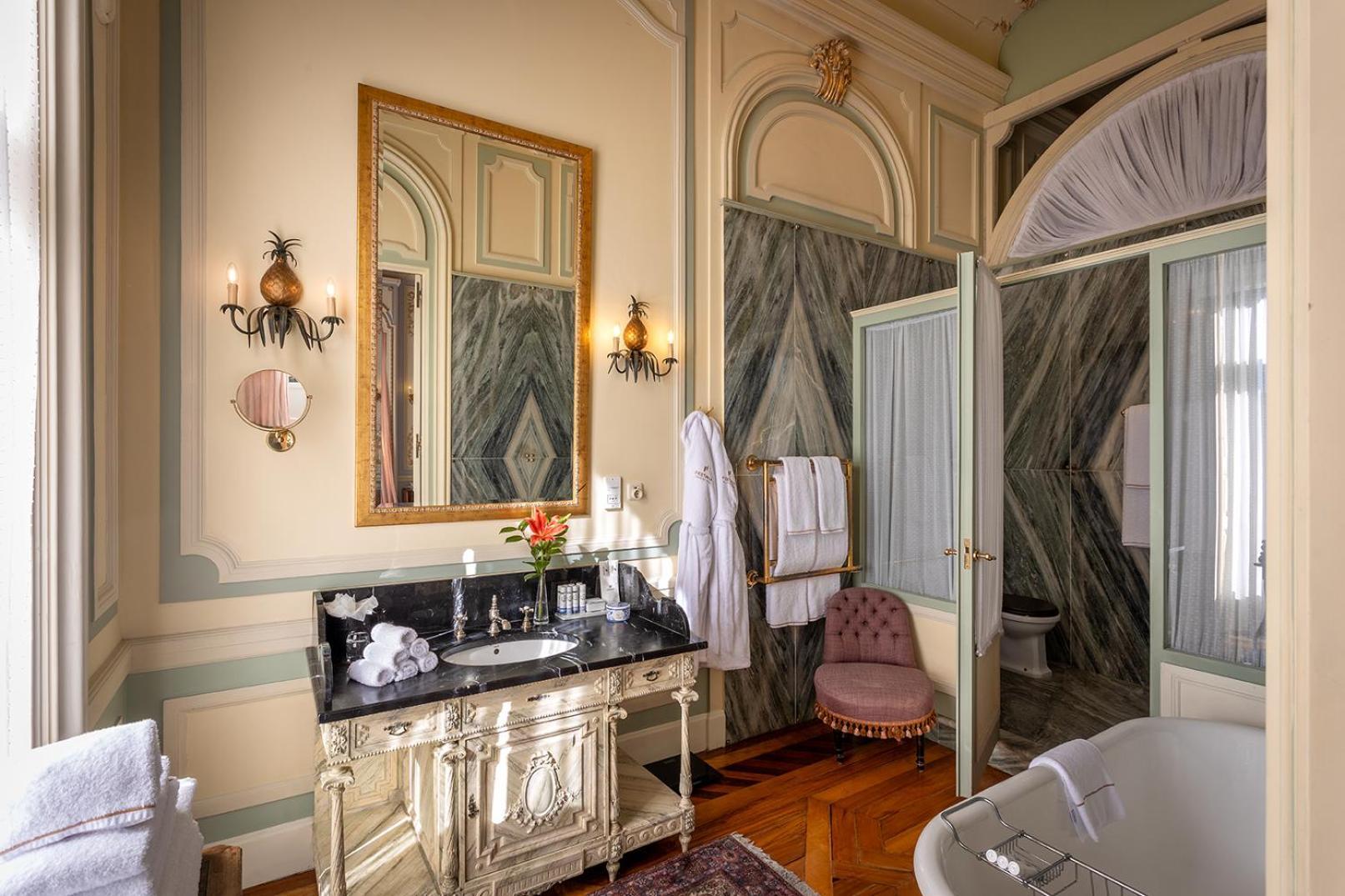 Hotel Pestana Palace & National Monument - The Leading Of The World