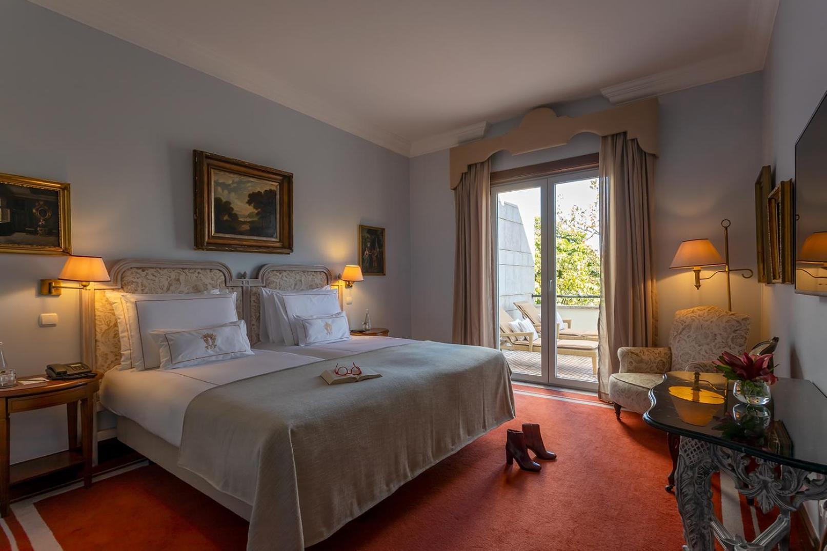Pestana Palace & National Monument - The Leading Of The World