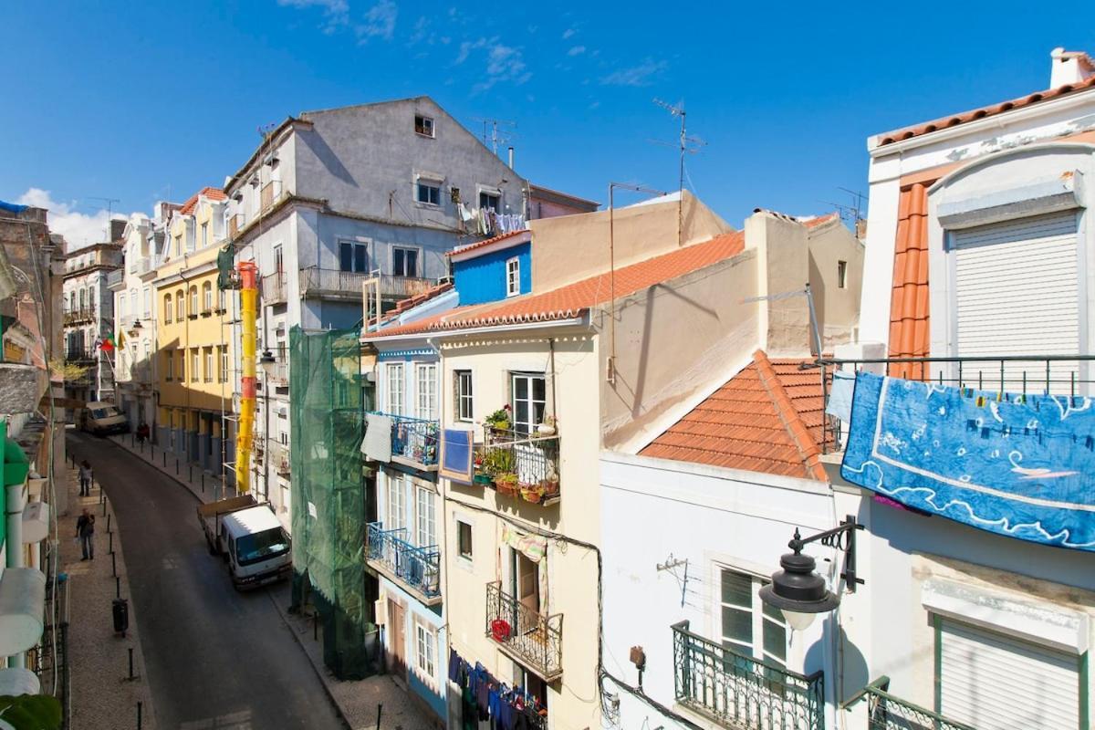 Sant'ana Restelo 1br Terrace Apartment Lisbon